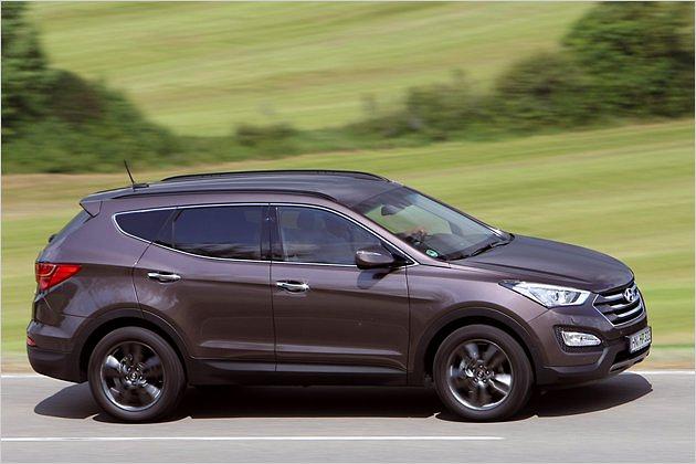 Mit knapp 4,70 Meter Länge liegt das SUV zwischen VW Tiguan und Touareg