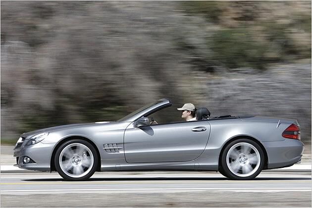 Relativ lange Überhänge beim Mercedes SL