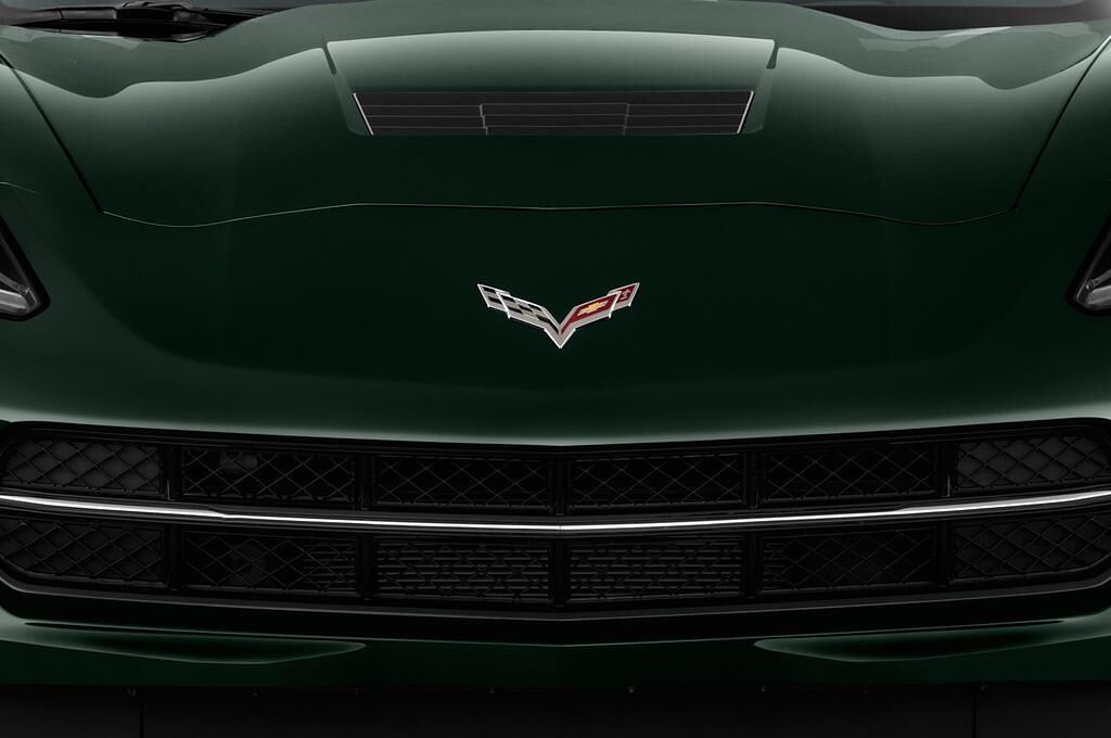 Chevrolet Corvette (Baujahr 2014) Stingray 3 Türen Kühlergrill und Scheinwerfer