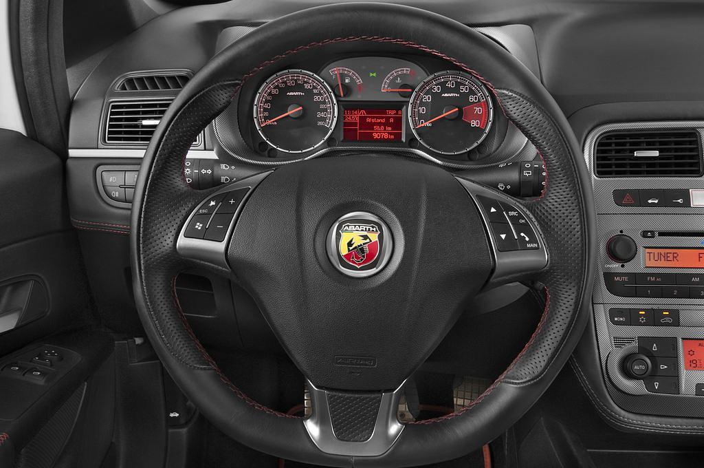 FIAT Punto (Baujahr 2009) Abarth 3 Türen Lenkrad