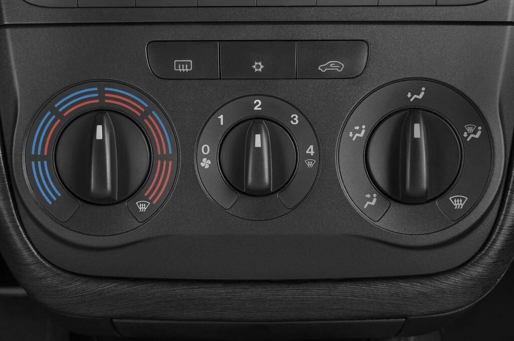 FIAT Punto (Baujahr 2009) - 3 Türen Temperatur und Klimaanlage
