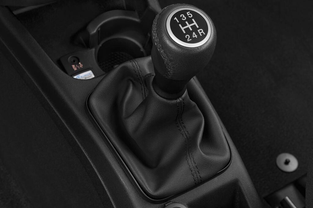 FIAT Punto (Baujahr 2014) Pop 5 Türen Schalthebel