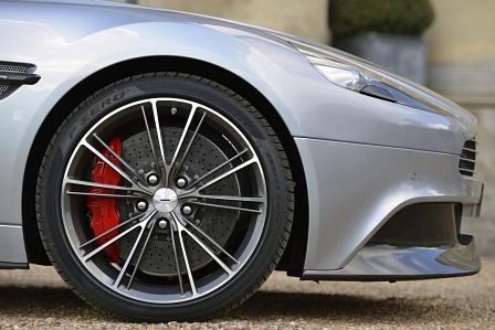 Aston Martin Vanquish
