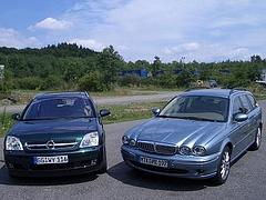 X-Type Estate vs. Vectra Caravan - Gestern und heute