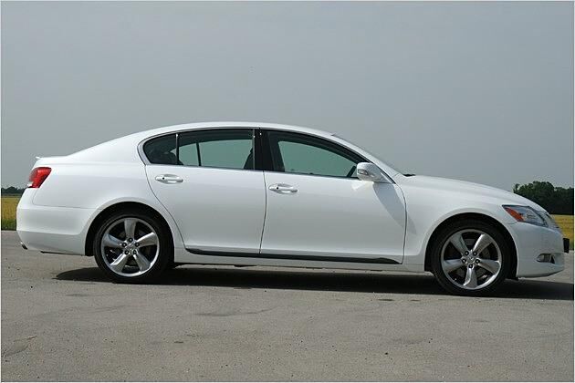 Kurzes Heck: Der GS weist keine klassische Limousinenform auf