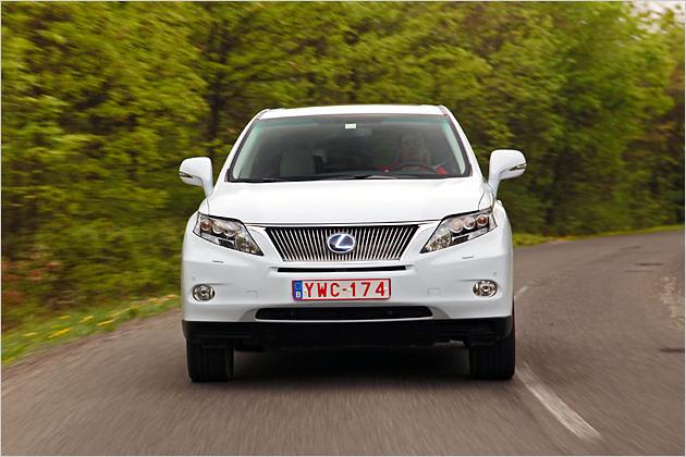 Ab dem 29. Mai 2009 rollt der Lexus RX 450h zu den Händlern