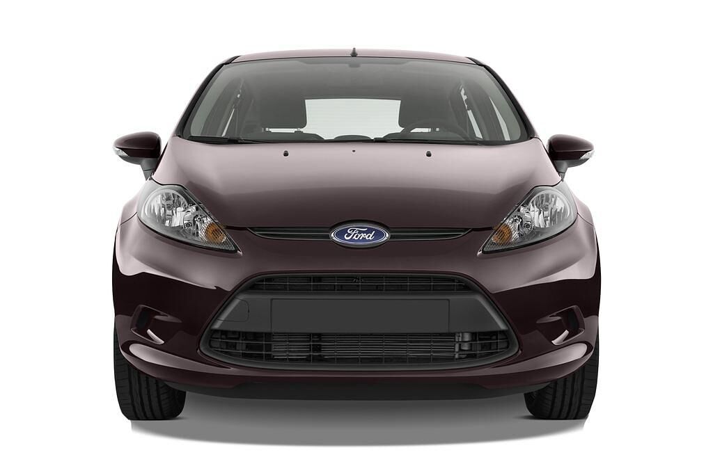 Ford Fiesta (Baujahr 2010) Titanium 5 Türen Frontansicht