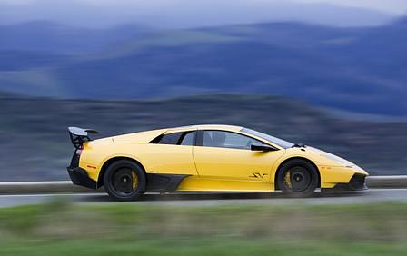 Lamborghini Murcielago LP 670-4 SV