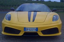 Fahrbericht: Ferrari 430 Scuderia - Wespenstich Fahrbericht: Ferrari 430 Scuderia - Wespenstich