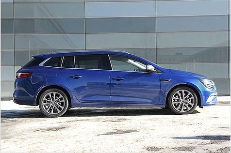 Die Seitenlinie ist sportlich