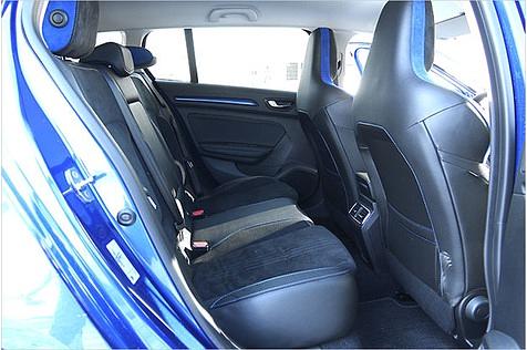 Auch hinten ist genug Platz