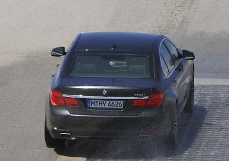 BMW 750i xDrive