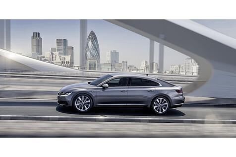 VW Arteon - viel Radstand - viel Platz