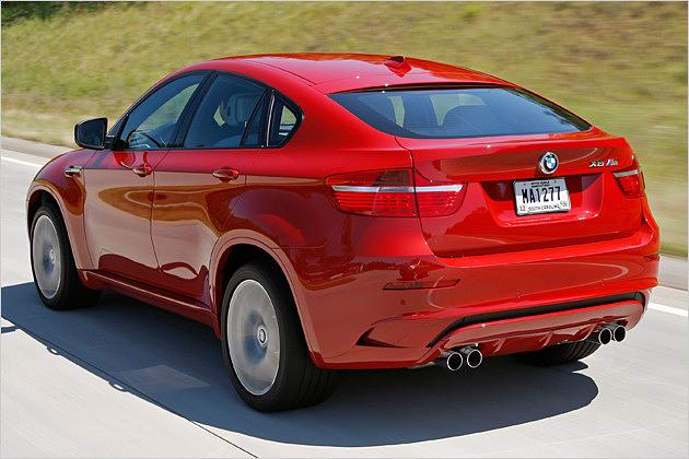 Den Standardsprint von null auf 100 km/h erledigt der BMW X6 M in 4,7 Sekunden