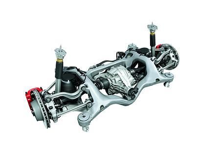 Porsche Panamera: Mehrlenker-Hinterachse mit adaptiver Luftfederung