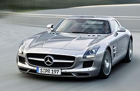 Mercedes SLS AMG - Striptease