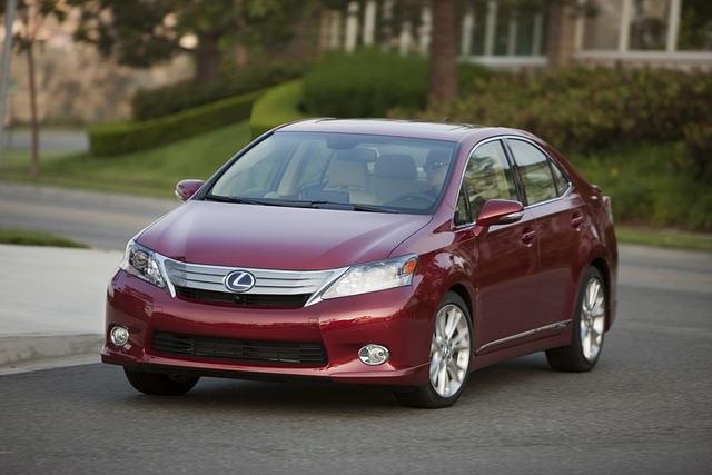 Leistung und Verbrauch des Edel-Hybriden Lexus HS konnten nicht überzeugen