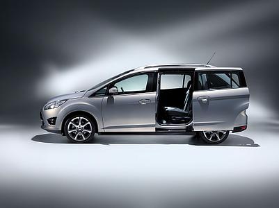 Ford C-MAX auf der IAA - Max und Max