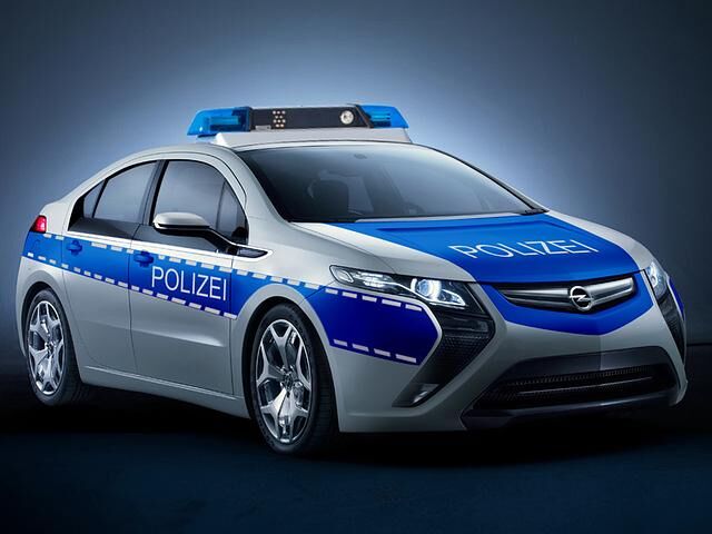 Opel Ampera - Unter Strom auf Streife