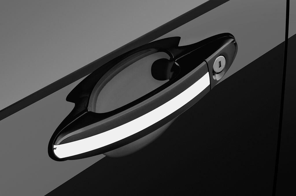 Ford Mondeo (Baujahr 2010) Ghia 5 Türen Türgriff