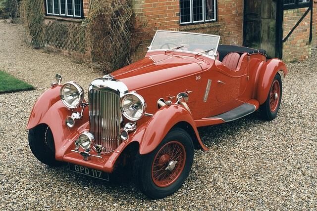 Der Lagonda Rapide war eines der letzen Modelle der Marke