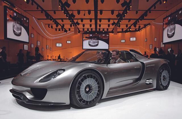 Porsche 918 Spyder: Plug-In-Hybrid mit Rennsporttechnik
