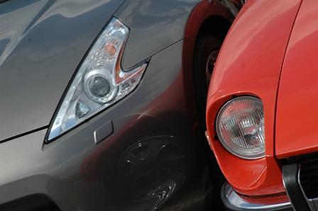 40 Jahre Nissan Z: Nissan 370 Z und Datsun 240 Z