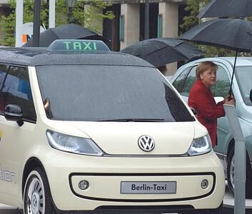 VW Studie Berlin Taxi – Emissionsfrei durch die Stadt
