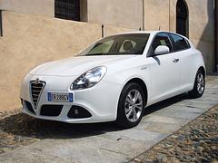 Sichere Julia: Alfa Giulietta mit fünf Sternen