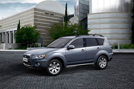 Mitsubishi Sondermodelle Motion - Feine Extras – günstig verpackt Mitsubishi Sondermodelle Motion - Feine Extras – günstig verpackt