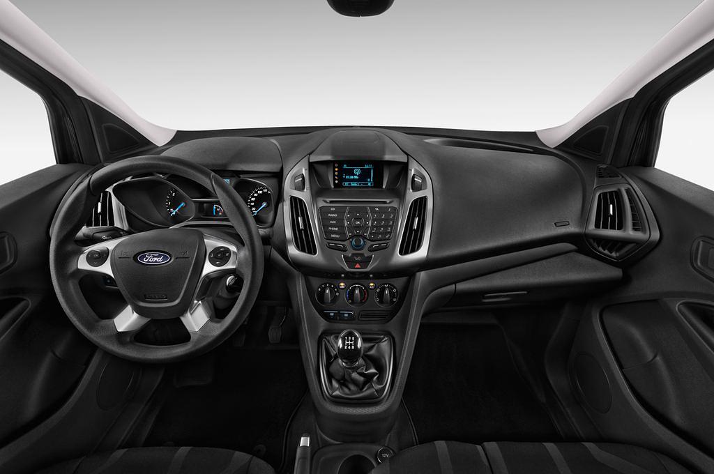 Ford Transit Connect (Baujahr 2014) Trend 5 Türen Cockpit und Innenraum