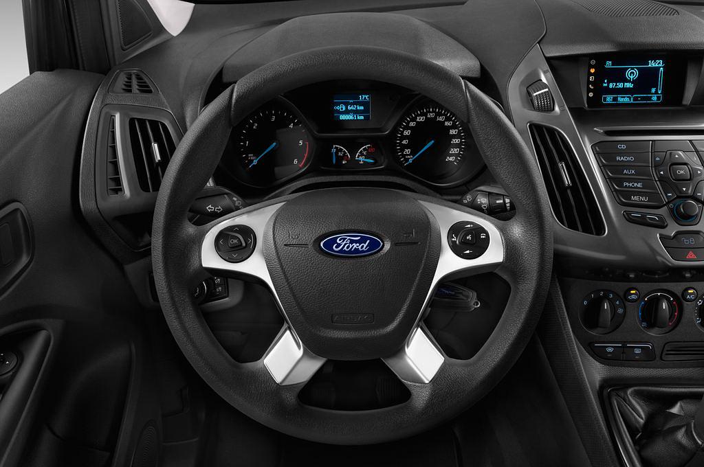 Ford Transit Connect (Baujahr 2014) Trend 5 Türen Lenkrad