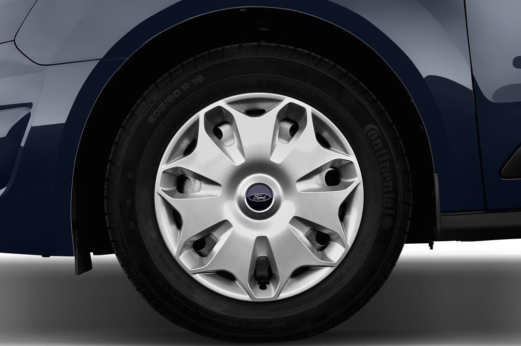Ford Transit Connect (Baujahr 2014) Trend 5 Türen Reifen und Felge