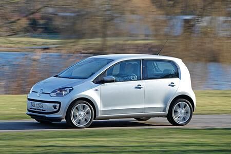 VW Up Fünftürer - Zwei draufgelegt (Kurzfassung) VW Up Fünftürer - Zwei draufgelegt (Kurzfassung)