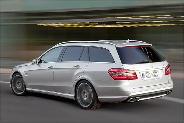 In nur 4,6 Sekunden werden Passagiere und Gepäck auf Tempo 100 beschleunigt