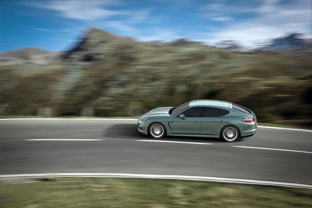 Der Porsche Cayenne Diesel ist sparsamer als der Hybrid