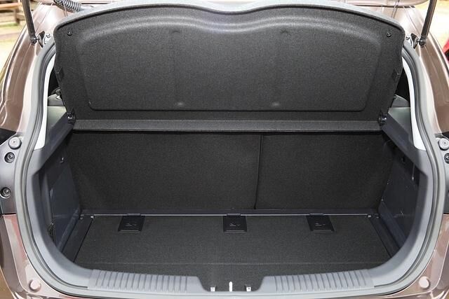 Der Kofferraum ist etwas größer als beim Polo