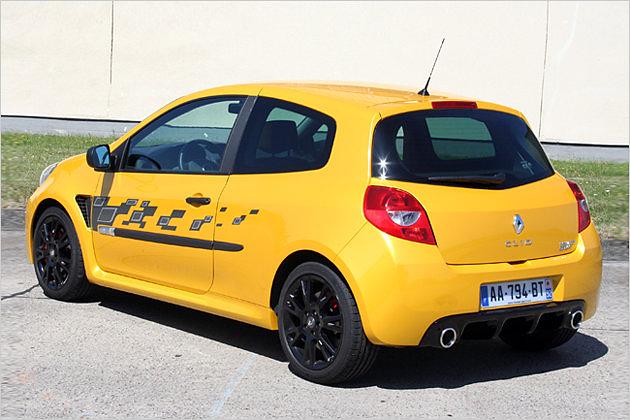 In diesem Kleinwagen schlummern 201 PS