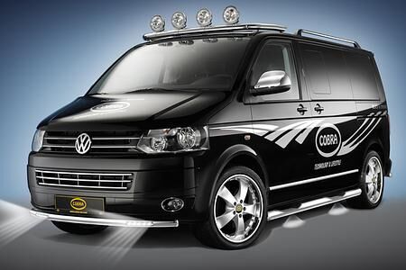 VW Bus T5 Cobra Tuning - Hippie als Rambo VW Bus T5 Cobra Tuning - Hippie als Rambo
