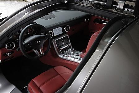 Mercedes SLS AMG - Benz is back