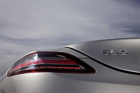 Mercedes SLS AMG - Benz is back