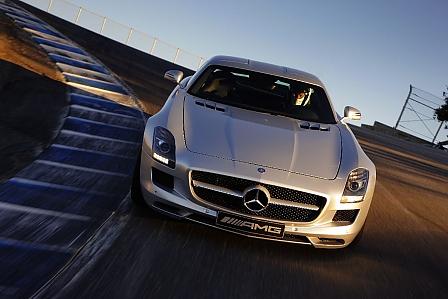 Mercedes SLS AMG - Benz is back