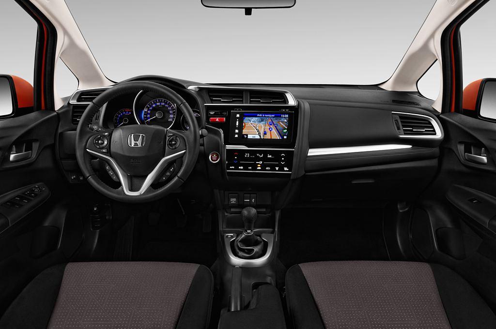 Honda Jazz (Baujahr 2016) Elegance 5 Türen Cockpit und Innenraum