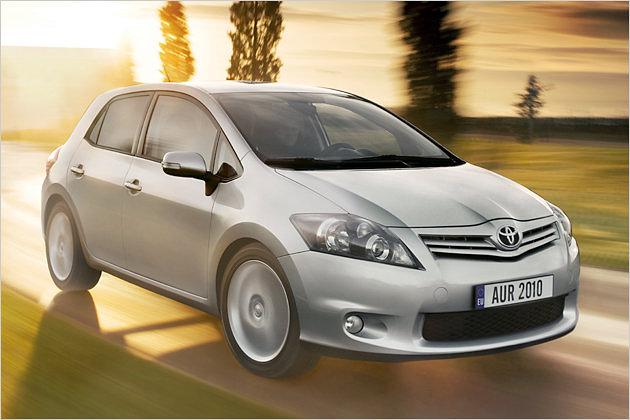 Die Fronthaube ist nun stärker herausmodelliert