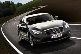 Infiniti M Modellpflege - Mehr Sound