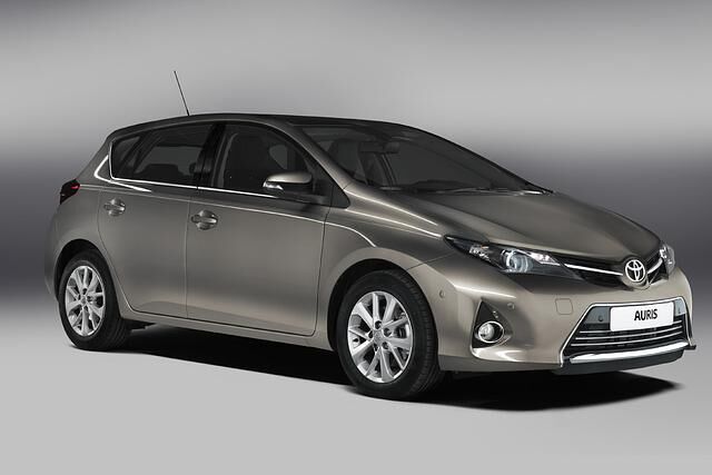 Flacher, leichter und sportlicher wird die neue Generation des Toyota Auris