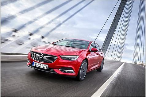 Der Basispreis liegt bei 25.940 Euro. Ein gut ausgestattetes und gut motorisiertes Modell ist je nach Präferenzen für rund 35.000 Euro erhältlich