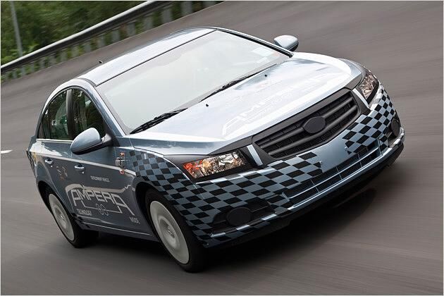 Der Ampera wird 161 km/h schnell (Bild: Erprobungsfahrzeug)