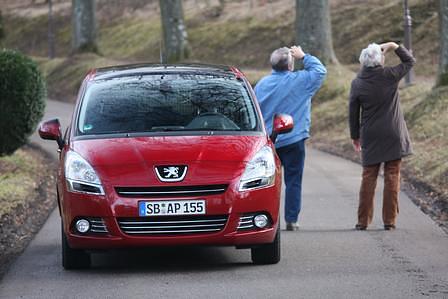 Praxistest: Peugeot 5008 1.6 THP - Familienbande