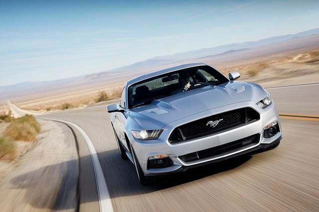 Ford hat die sechste Generation seines Kultautos Mustang mit vielen neuen Attributen versehen.